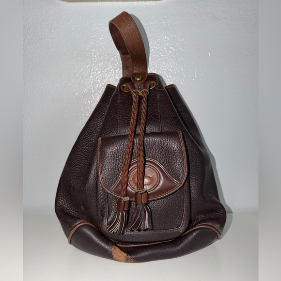 Dooney & Bourke Handbags - Vintage Dooney and Bourke bucket bag